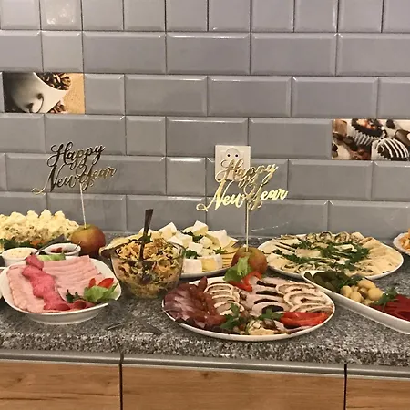 호텔 Mazury 2 *